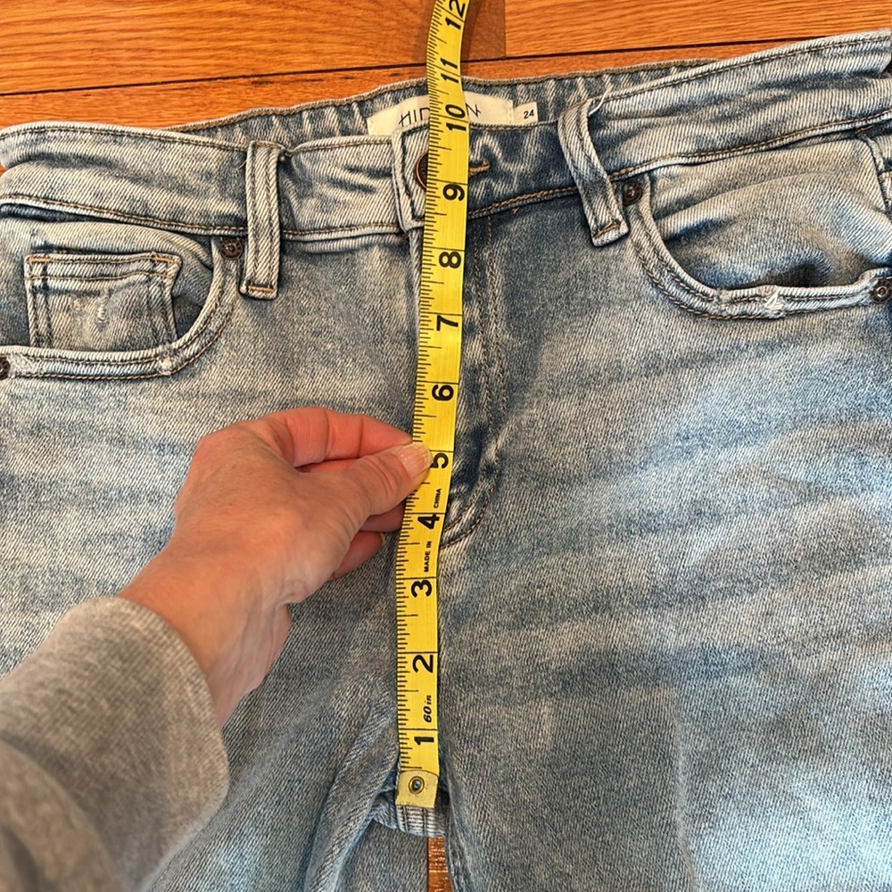 Hidden Distressed Tracey straight leg Jean - Picture 3 of 5